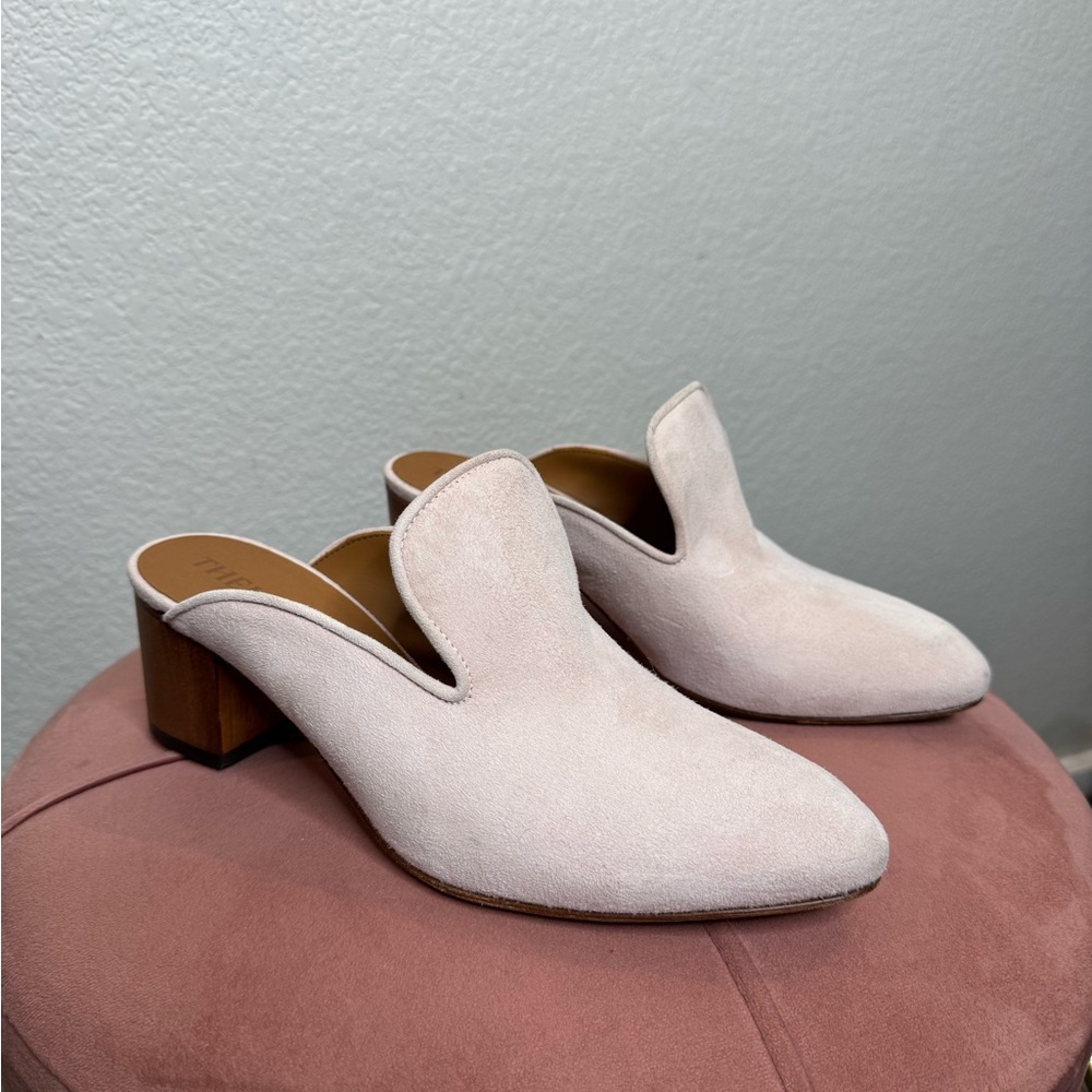 Thelma Suede Mule Heels Womens US 7.5-8 Light Pink Italian Leather‎ Slip On